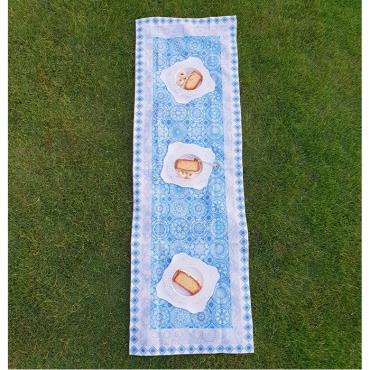 Light Blue mandalas Runner 47 x 160 cm