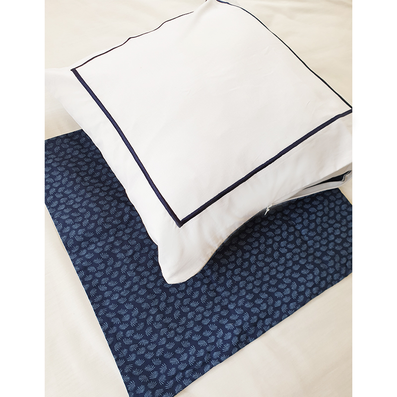 Navy Leaves set's Cushion