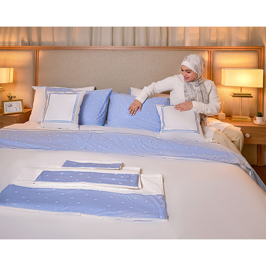 Light Blue Palm Full Bed Set Offer