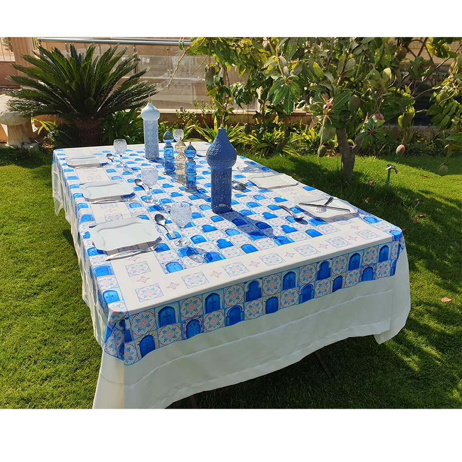 Doors tablecloth 180 x 300 cm