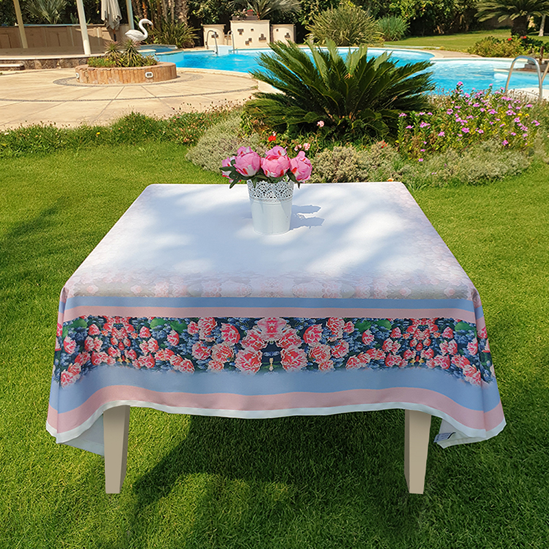 Salmon Roses Tablecloth 150 x 150 cm