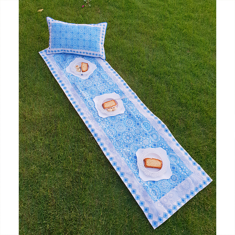 Light Blue mandalas Runner 47 x 160 cm