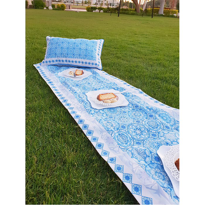 Light Blue mandalas Runner 47 x 160 cm