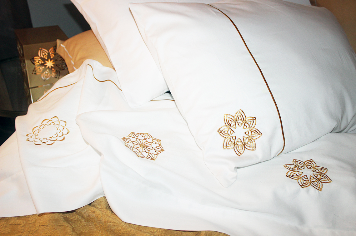 Gold Embroidered Full Bed set 