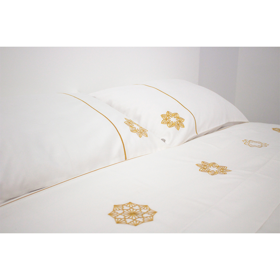 Gold Embroidered Full Bed set 